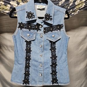 Vintage Green Field Embellished & Embroidered Denim Button Up size Small